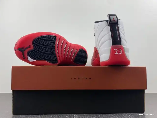 MaikeSneakers Retro 130690-110 12 Air Cherry Jordan 0516
